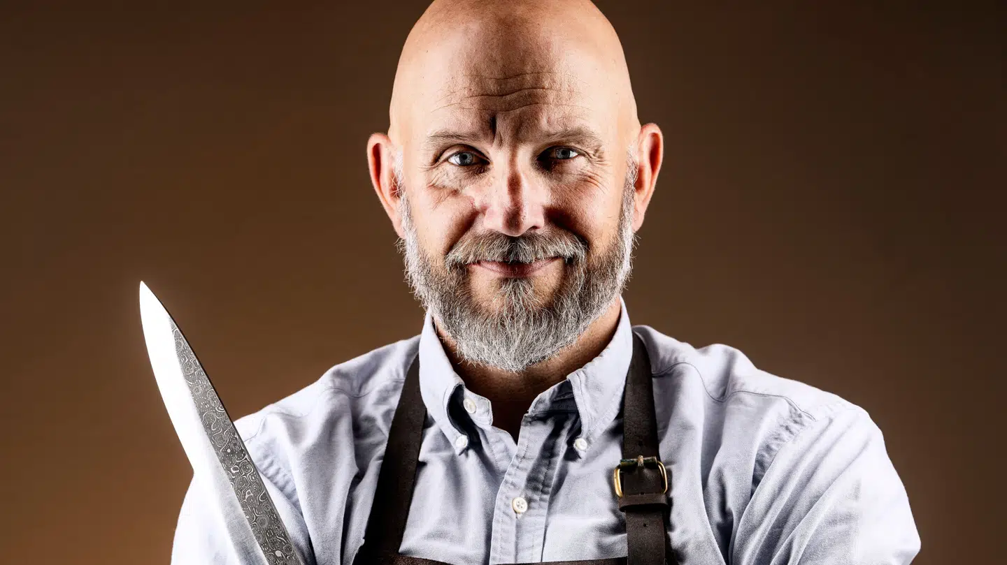 Thomas Castberg, kok og tidligere tv-vært kendt fra fjernsynsprogrammerne Masterchef Danmark og Med kniven for struben. Castberg er i dag creative director for Skagen Group.