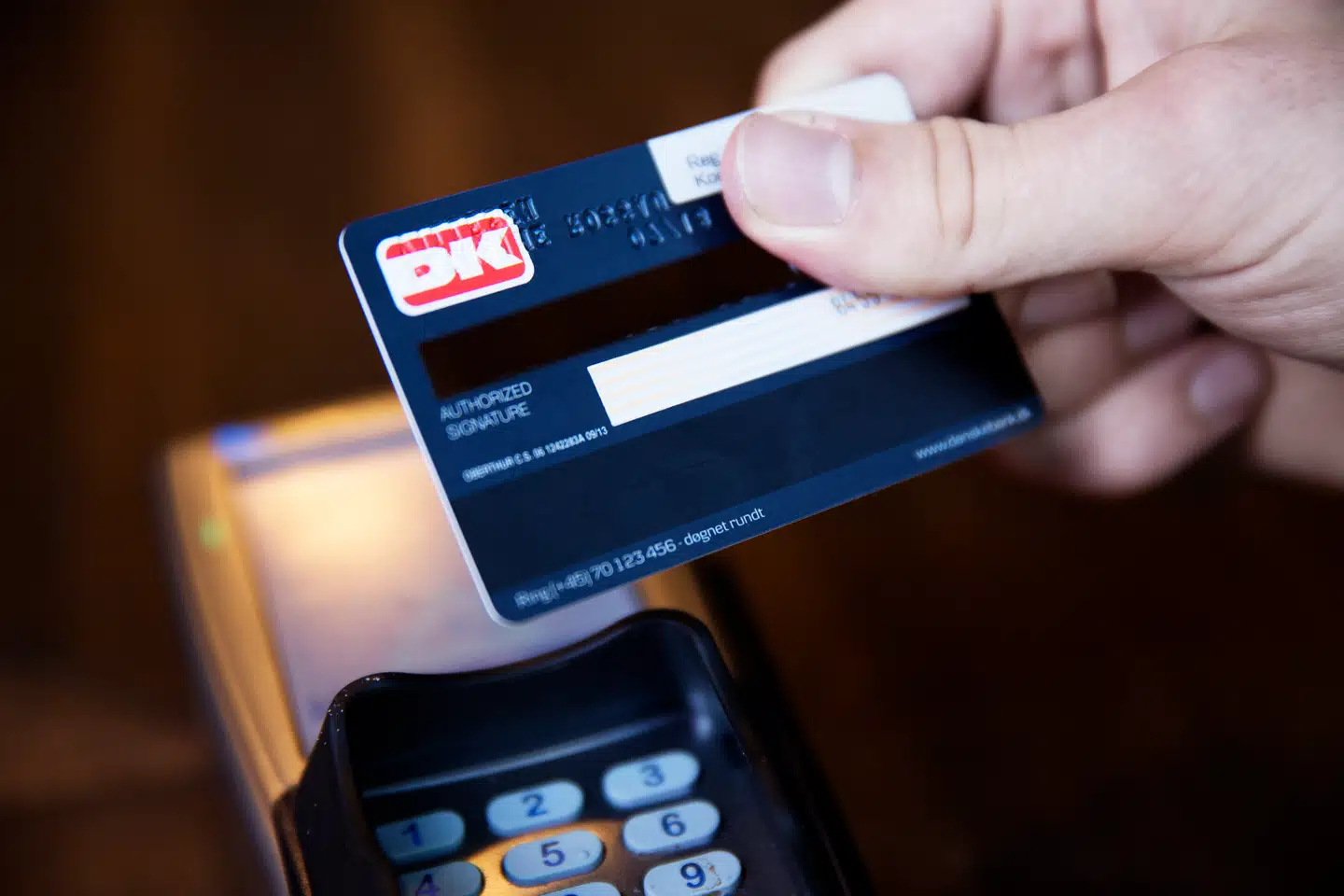 Kun kunder af Danske Bank og Nordea kan betale med Dankortet på Apple Pay.