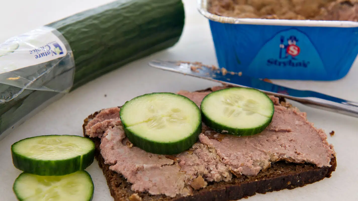 20.000 børn kan se frem til ikke længere at skulle spise madpakker til frokost.