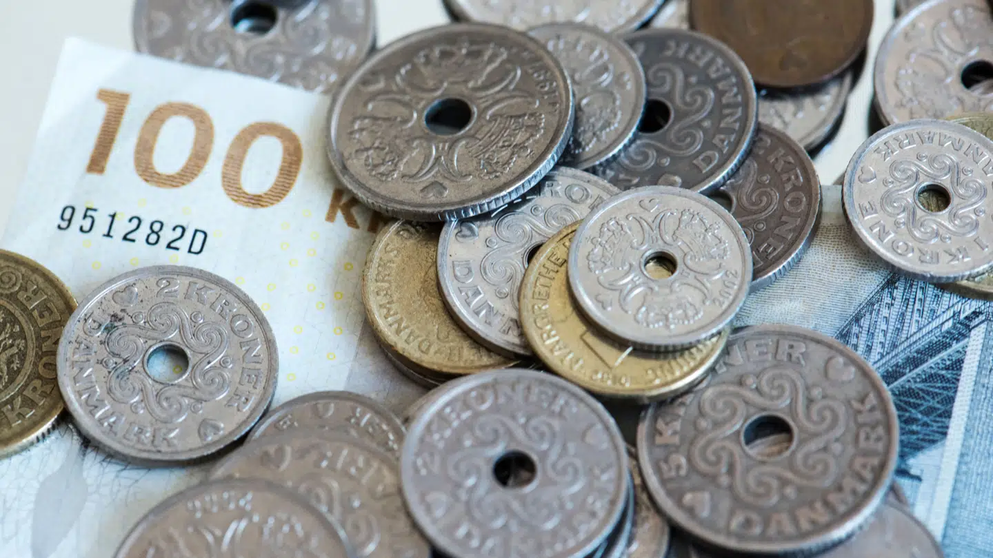 Løftet lyder, at man kan nøjes med en times arbejde for at komme i gang med at investere. Derudover kan man begynde at dyrke investeringer, som man lyster.