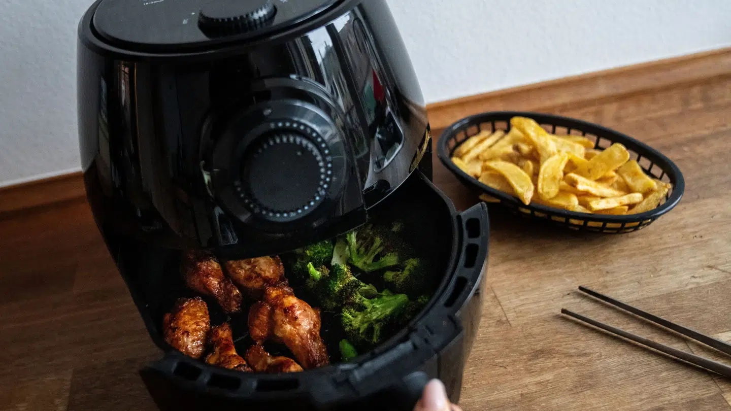 Søren Frank har lavet mad i en airfryer, men er bestemt ikke begejstret.
(Arkivbillede)