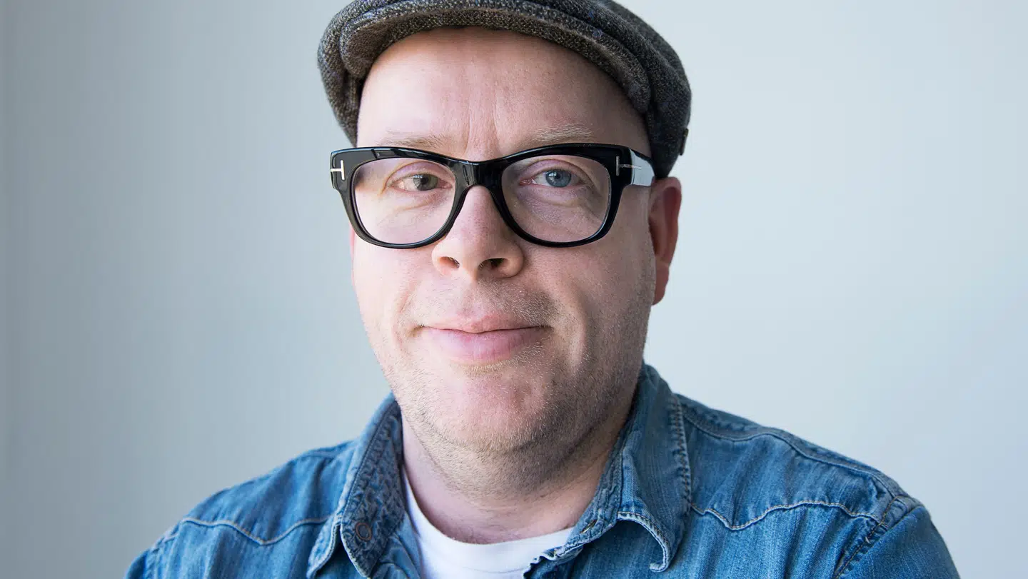 Claus Holm siger, Søren Frank må mene, hvad han vil. Han vil dog gerne bidrage til, at folk er stolte over at kaste sig over madlavningen med en airfryer.