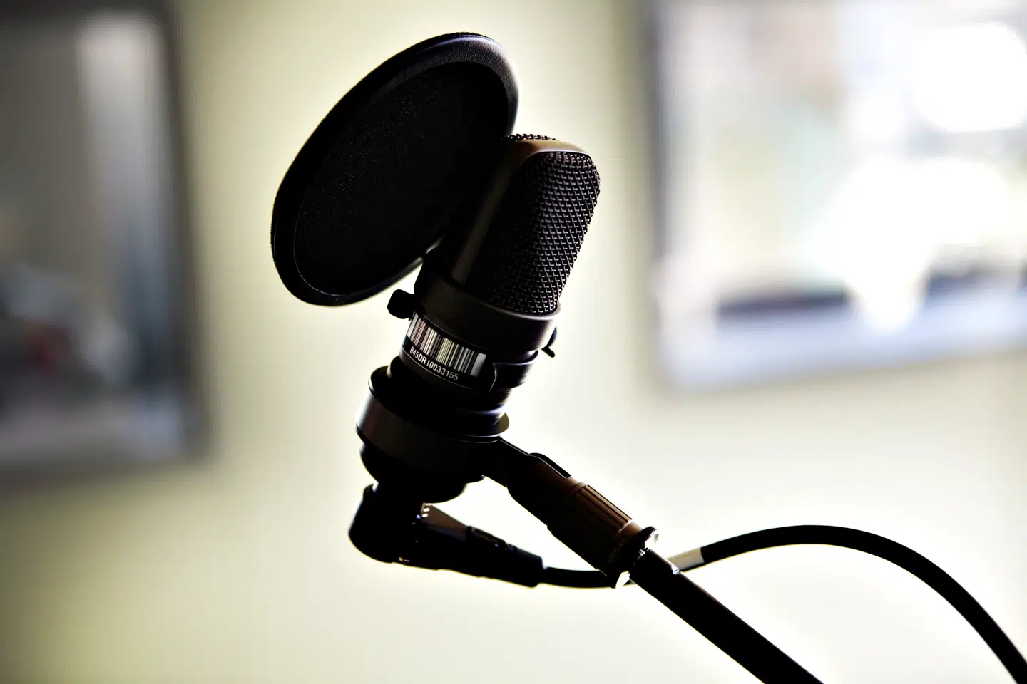 De færreste danskere sidder stille foran radioen. Til gengæld er podcast-markedet i hastig vælst. Det får nu DR til at ændre formatet på Kulturen på P1.