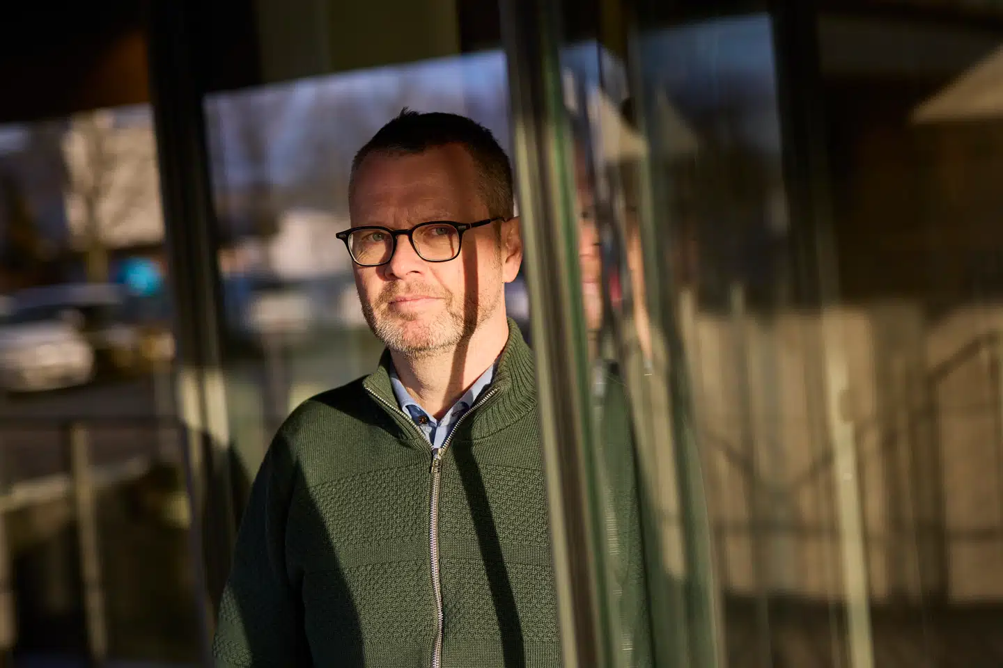 Markedsanalytiker Jan Lang fra Schibsted kalder prisudviklingen for elbiler heftig.