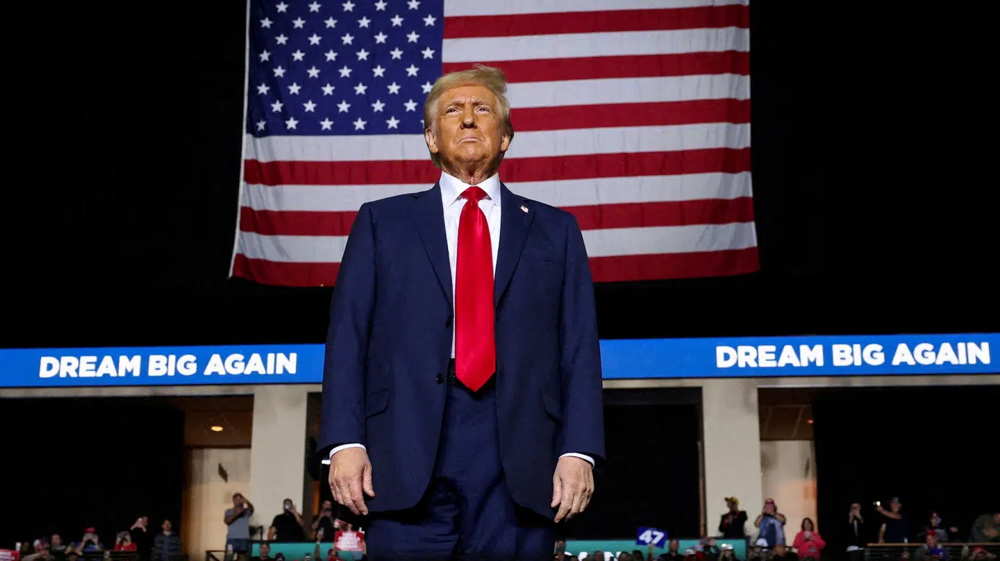 Flere af de personer, som Donald Trump har udpeget til sin kommende administration, er tirsdag og onsdag blevet udsat for bombetrusler.