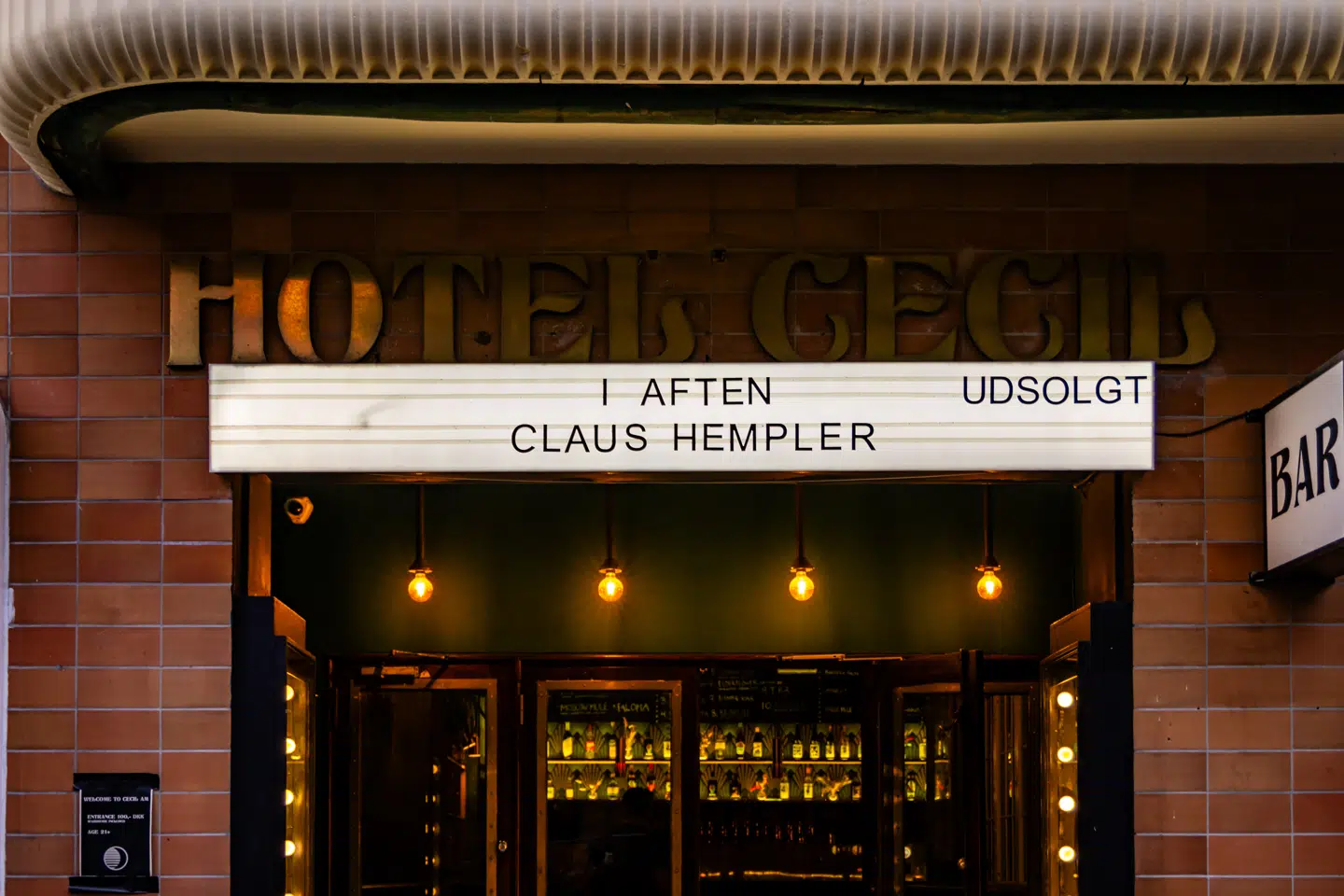 Hotel Cecil er spillested og natklub. Og nu er spillestedet ifølge Politiken syv medarbejdere fattigere.