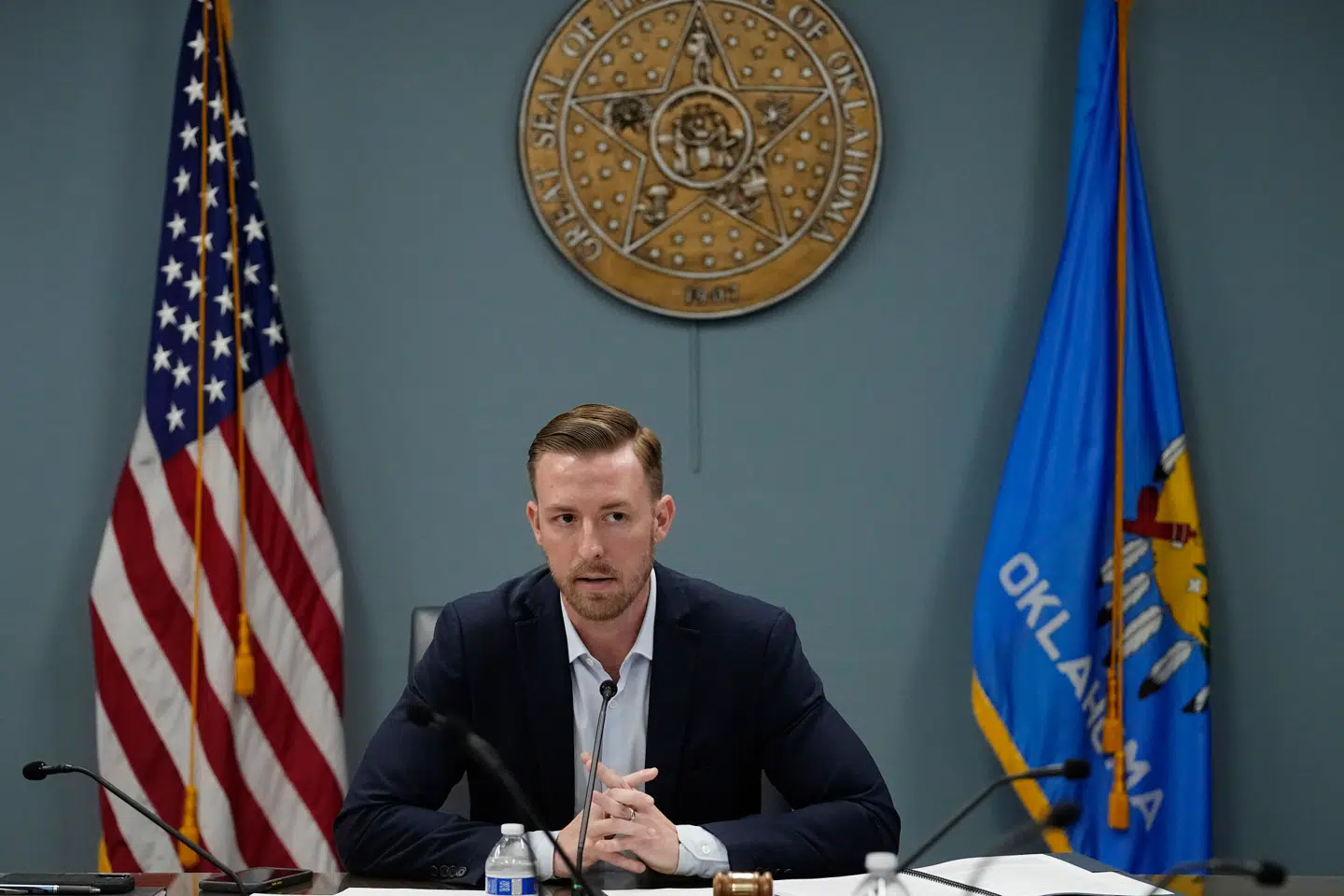 Ryan Walters (billedet, red.) udsendt en video, som han har bedt alle skoler vise eleverne – og sende til forældrene. Foto: Sue Ogrocki/AP/Ritzau Scanpix