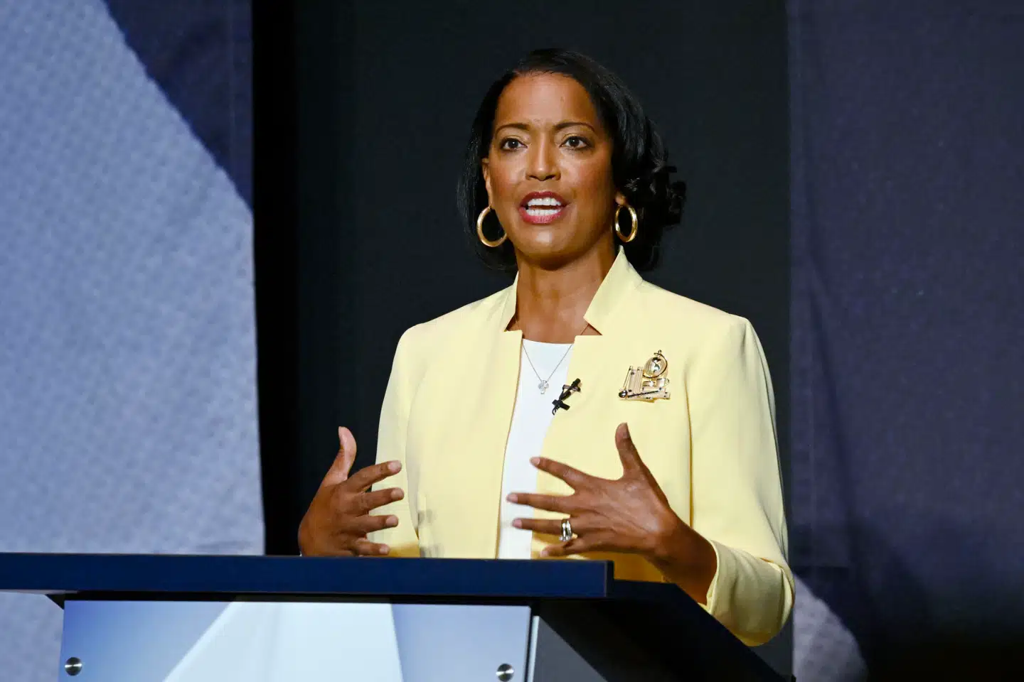 Demokraten Jahana Hayes er medlem af Repræsentanternes Hus.