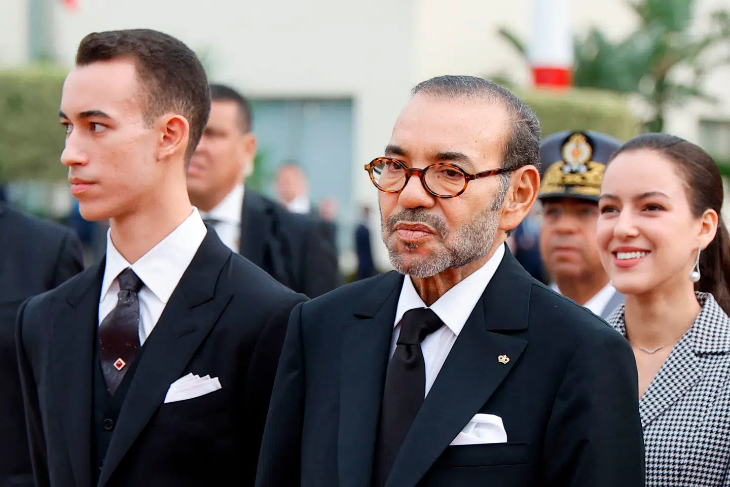 Kronprins Hassan stod ved sin faders side, da en tydeligvis svækket Muhammed 6. tog imod den franske præsident, Emmanuel Macron, under et officielt besøg sidst i oktober.