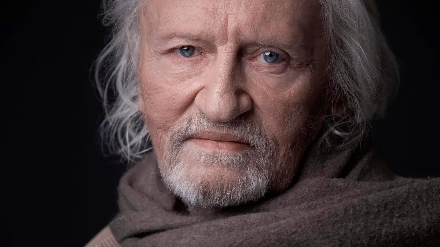 Den dansk/franske skuespiller Niels Arestrup er død efter længere tid sygdom.