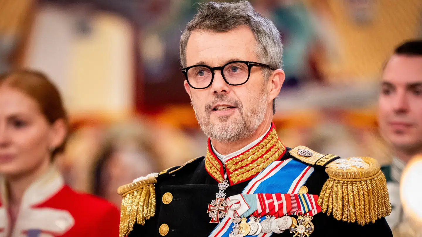 Kong Frederik X holder tale under gallataffel på Christiansborg Slot i København i Danmark tirsdag den 8. oktober 2024. Det islandske statsbesøg er det første indgående statsbesøg for kongeparret og det første udgående statsbesøg for den nyvalgte islandske præsident. Statsbesøget markerer de historiske bånd og det nære forhold mellem Danmark og Island. (Foto: Ida Marie Odgaard/Ritzau Scanpix)