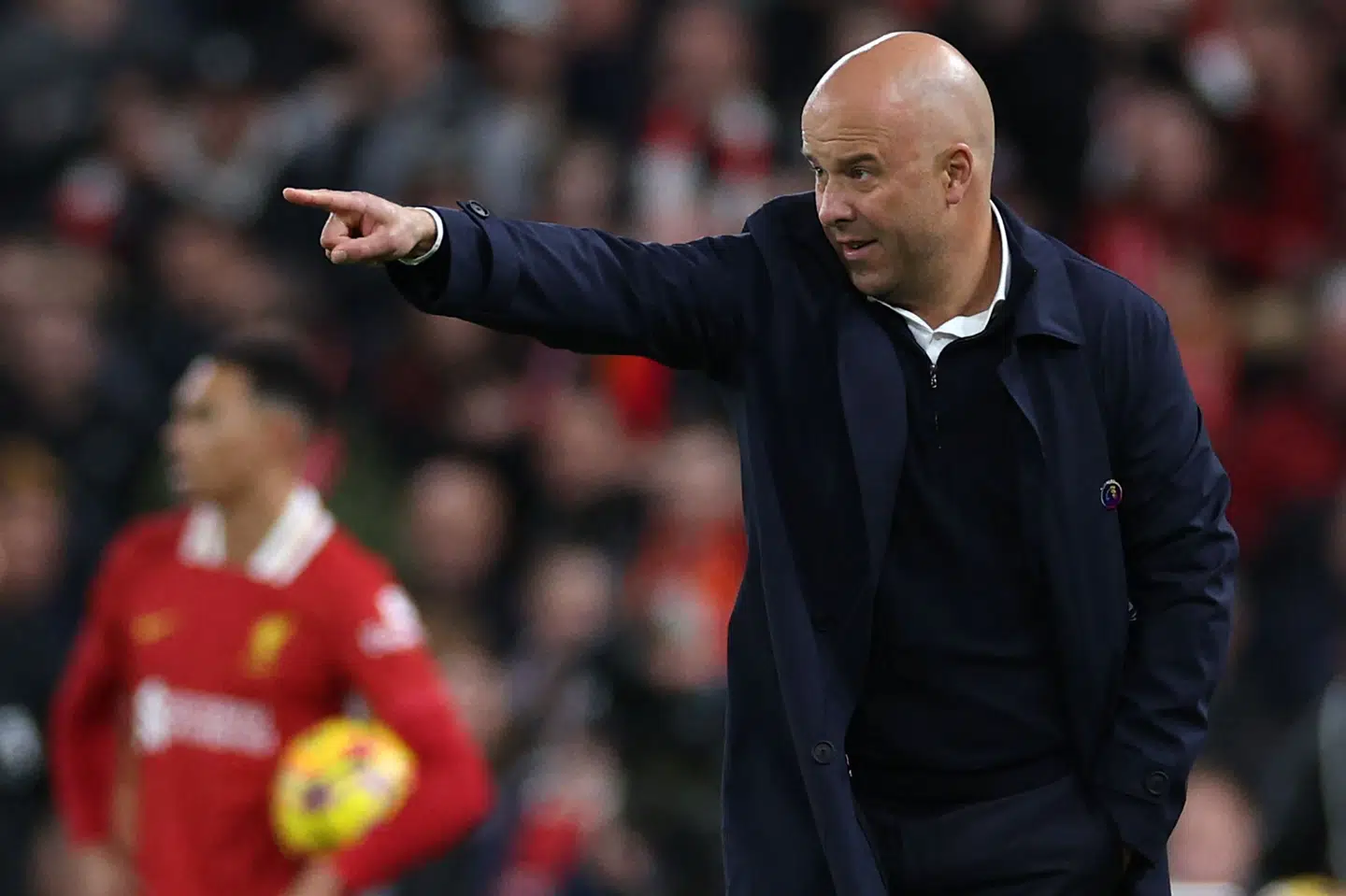 Liverpool-træner Arne Slot førte søndag sit hold til en 2-0-sejr over Manchester City i Premier League.