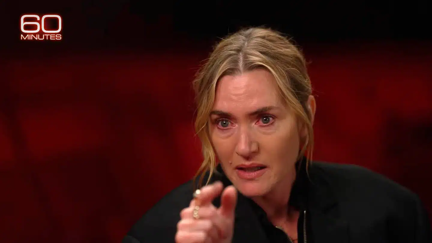Den verdenskendte skuespillerinde Kate Winslet fortæller tydeligt berørt om negative kommentarer om sit ydre allerede fra en ung alder.