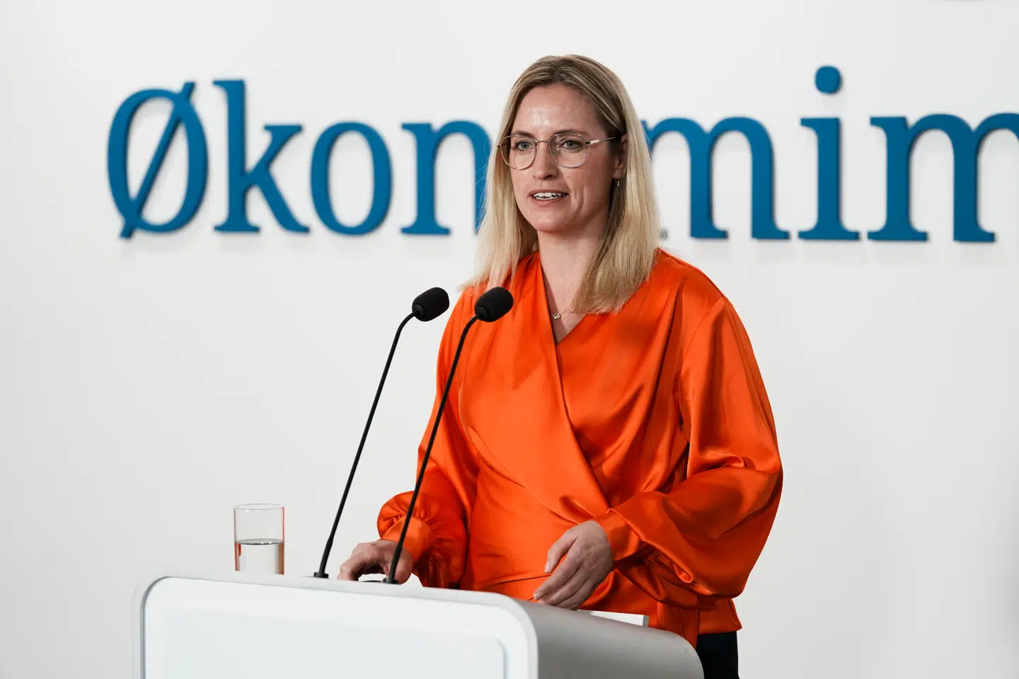 Økonomiminister Stephanie Lose (V) præsenterer regeringens Økonomiske Redegørelse på et pressemøde i Økonomiministeriet i København torsdag den 5. december 2024.