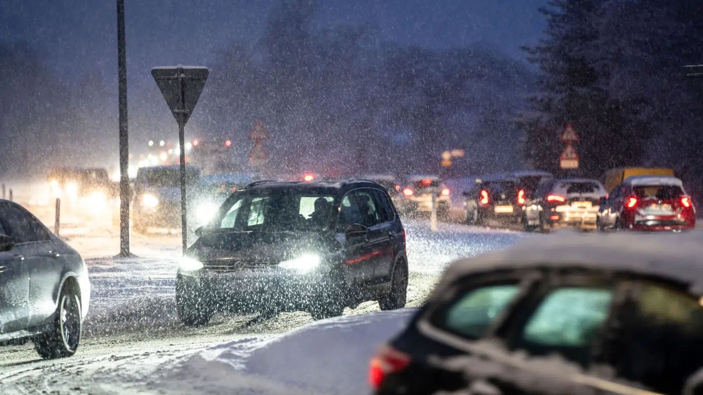 Hvis du vil undgå en bøde, så er det en rigtig god ide at genoverveje det næste gang, du sætter din bil i tomgang.