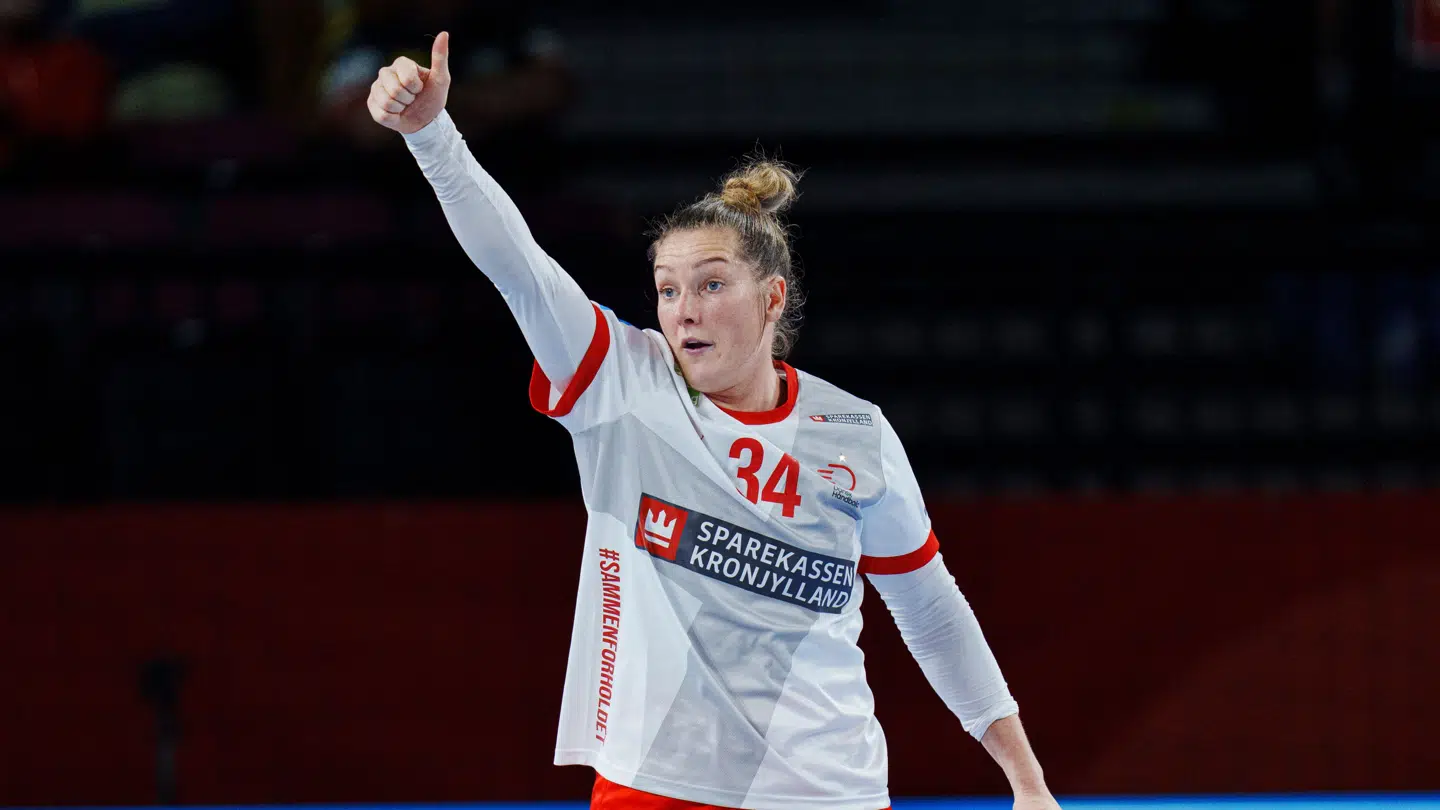 Rikke Iversen hylder Anja Andersen, som, hun mener, har sat nye standarder for dansk håndbold.