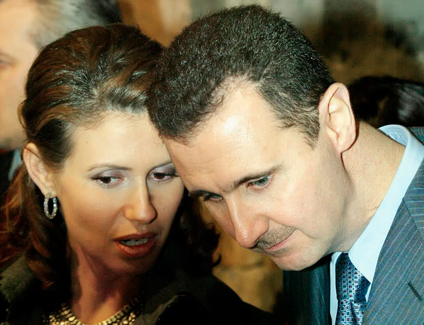 Arkivbillede af Bashar al-Assad og hans kone, Asma, i 2004.
