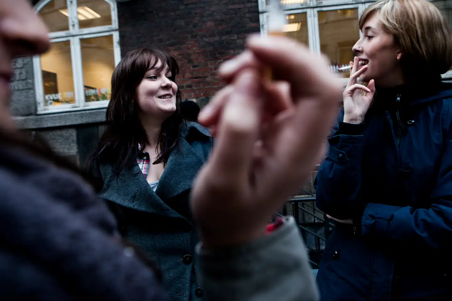 »Det er ikke egoistisk at ryge en cigaret på fortovet, lige så lidt som det er egoistisk at gå med stærk parfume eller tale højt i telefonen,« skriver Elva Bille Klem. Arkivfoto: Morten Germund/Ritzau Scanpix