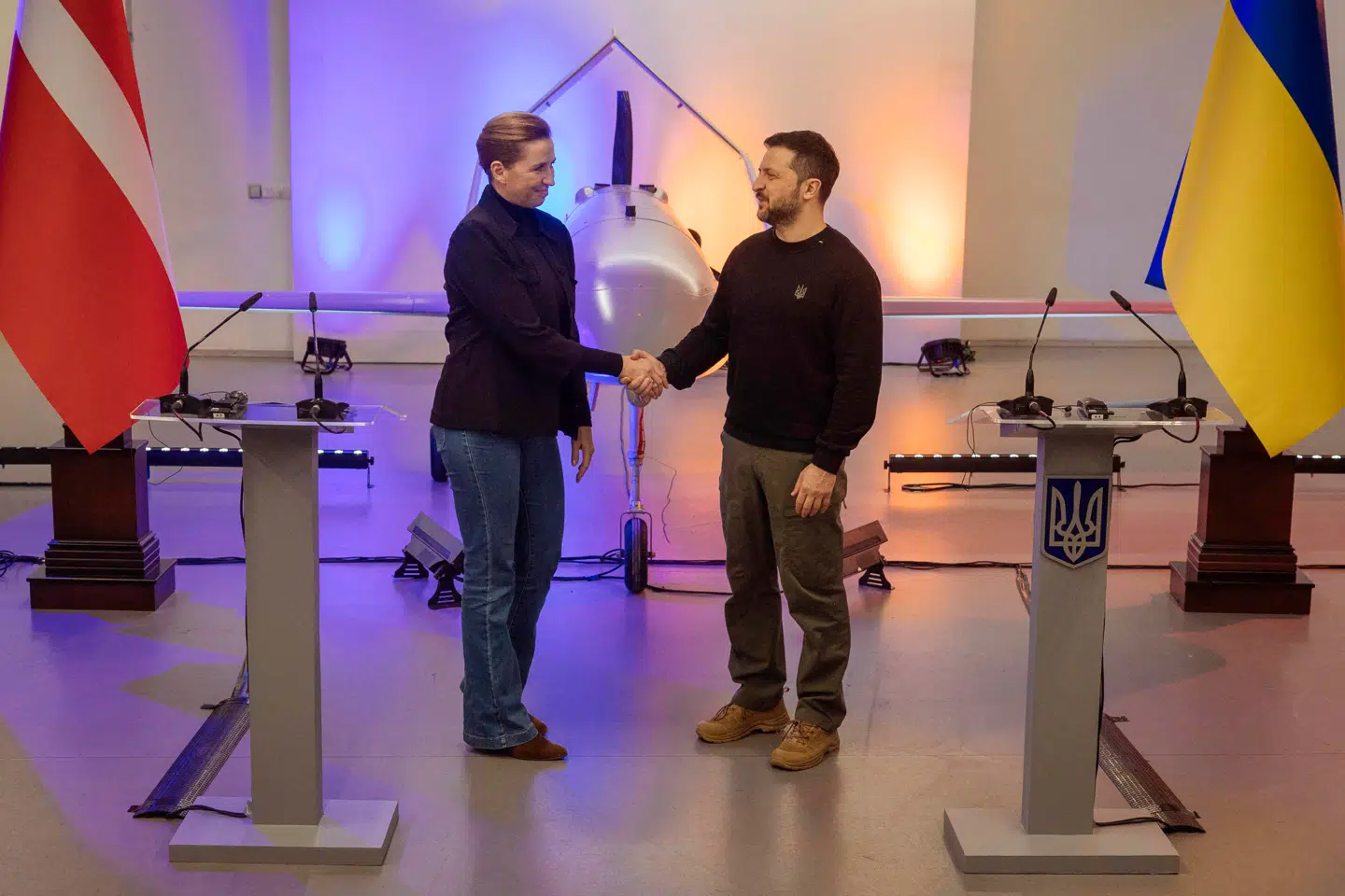 Statsminister Mette Frederiksen besøgte i sidste måned igen Ukraine og underskrev en fælles erklæring med præsident Zelenskyj.