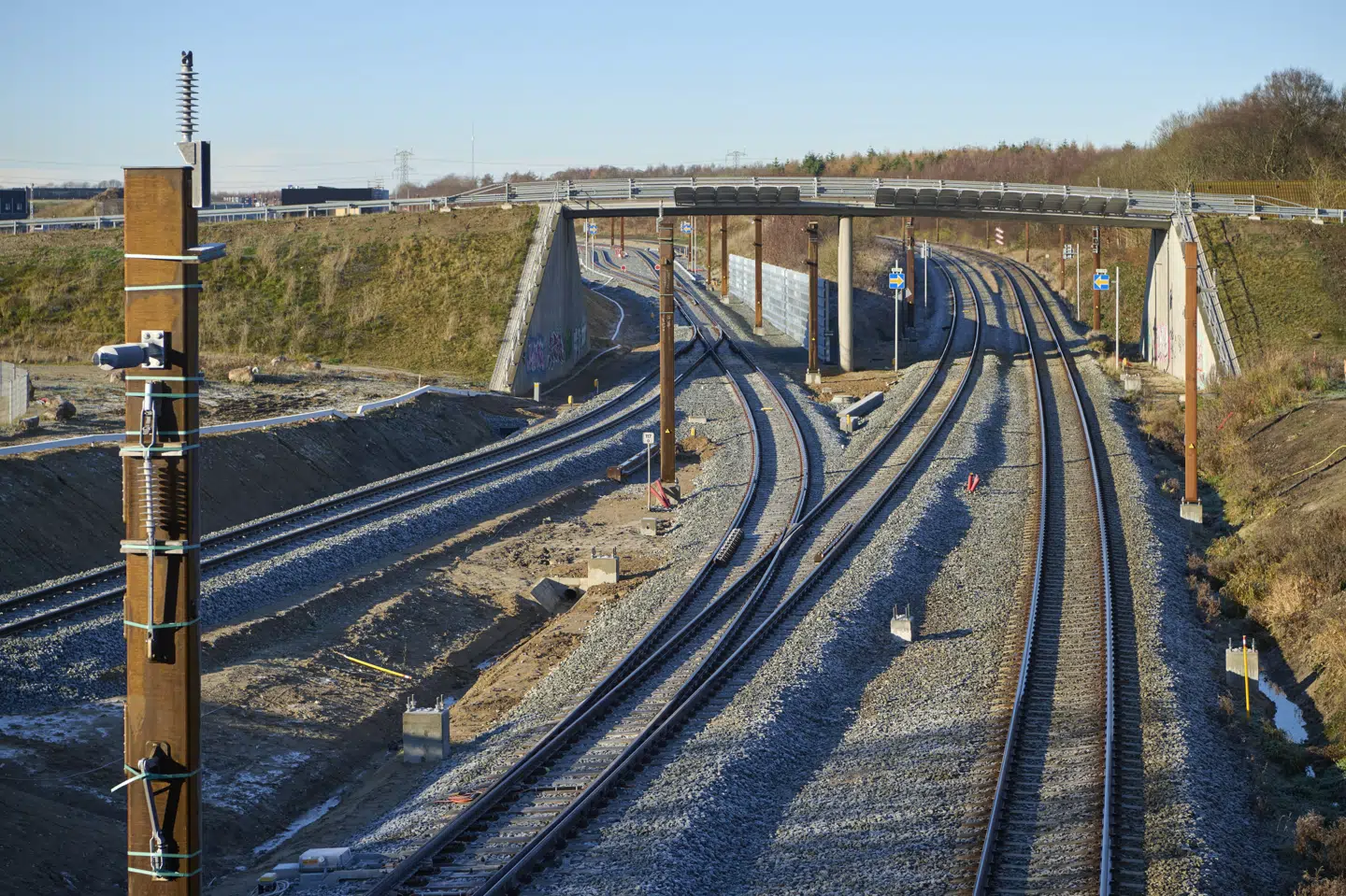 It-sikkerheden i Banedanmarks signalsystem er for dårlig, og det bør man hurtigst muligt få styr på, lyder det i en beretning fra Statsrevisorerne mandag.