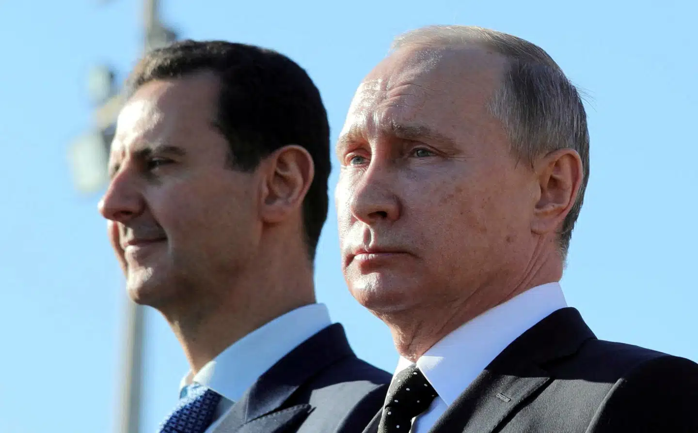 Bashar al-Assad befinder sig nu i Moskva, efter at den russiske efterretningstjeneste hjalp ham ud af landet.
