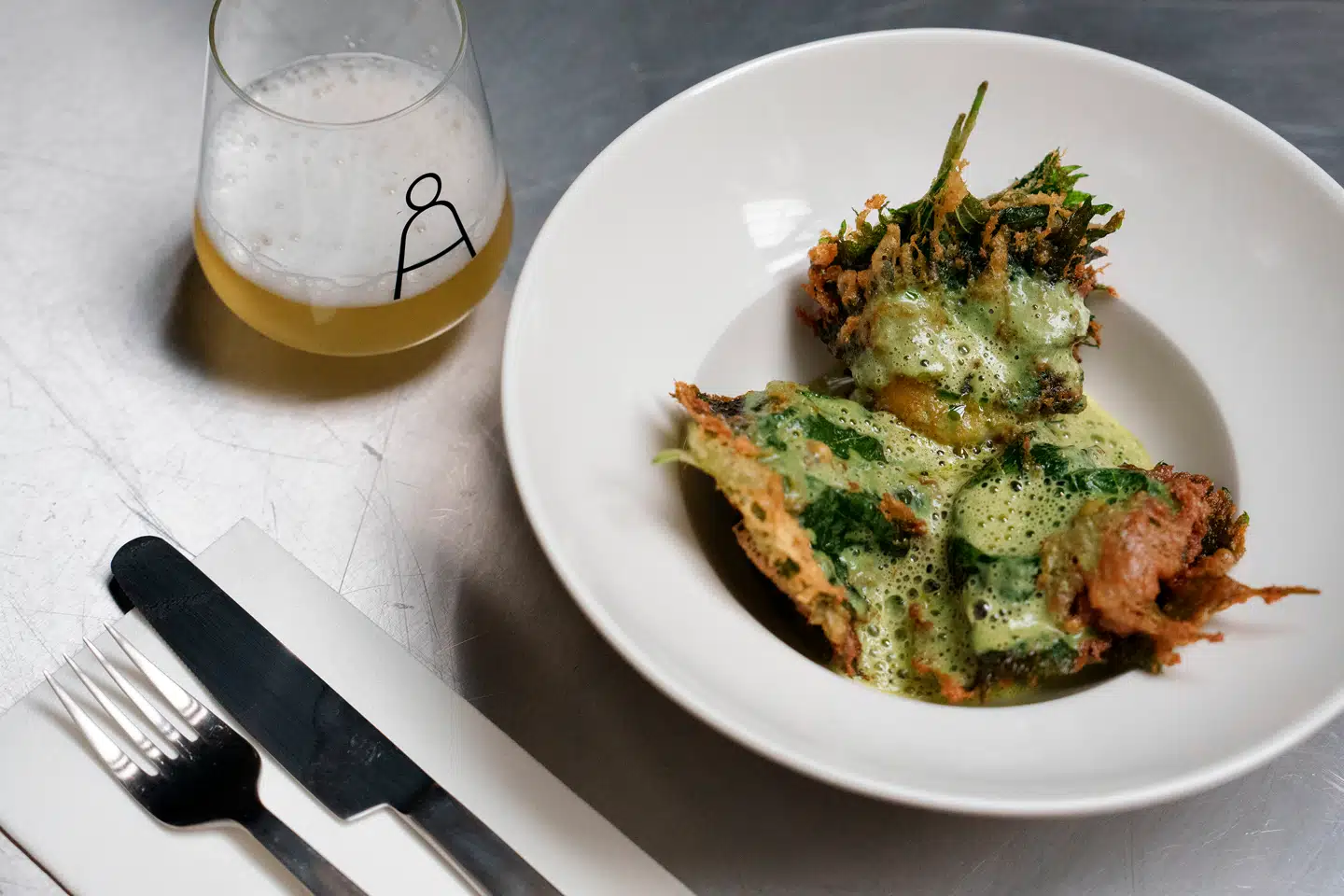 Kammusling i beignetdej på ÅBEN.