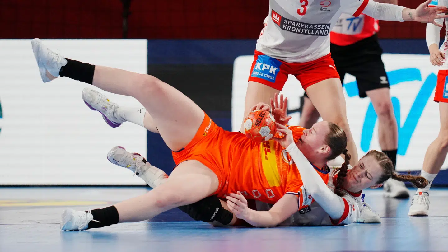 Det viste sig at blive en særdeles hård kamp mod Holland, som gav Danmark kamp til stregen.