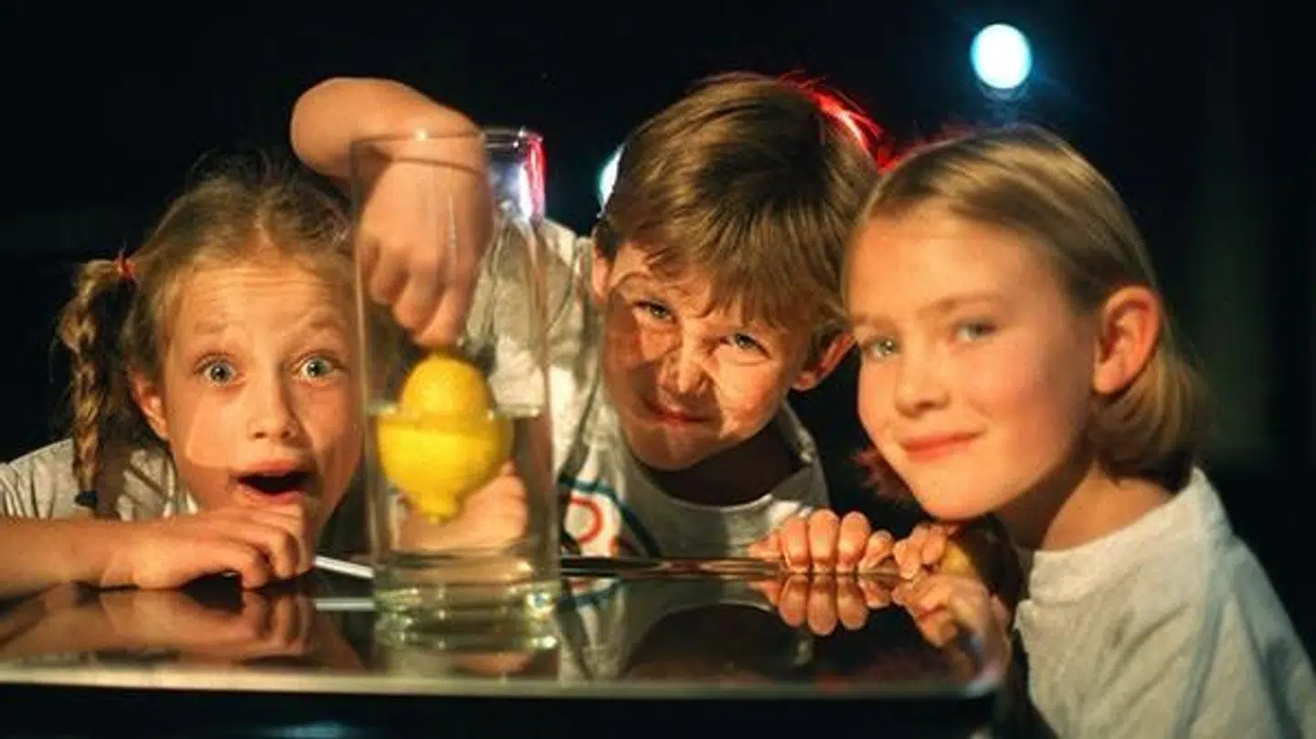 Emilia, Emil og Bella i 'Os – det er bare os'.