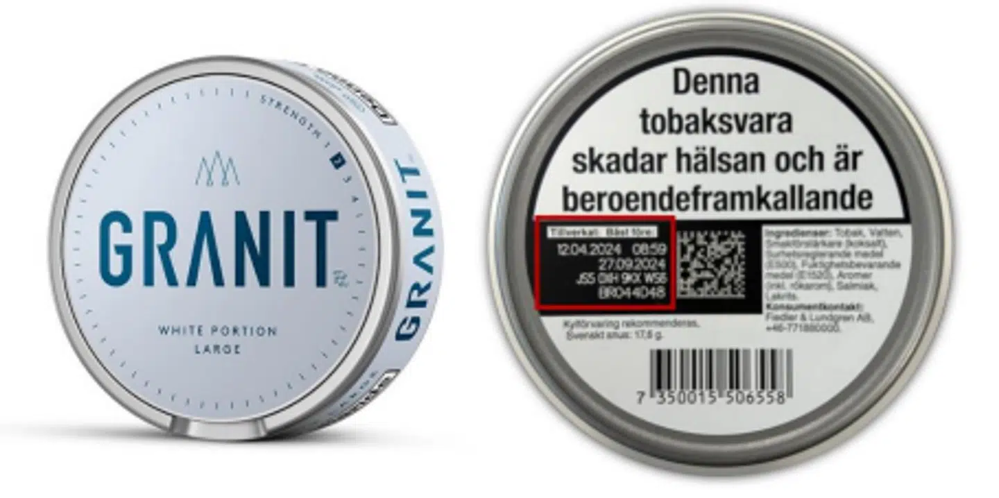 På bagsiden af snuspakkerne kan man se, hvornår de er produceret - og dermed om man har fået en skadelig pakke med for høj mængde bens(a)pyren i. Foto: British American Tobacco Sweden AB