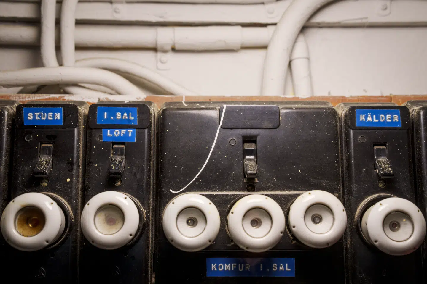 Torsdag steg elpriserne til et uset højt niveau i en kort periode. Det vurderes, at danskerne kommer til at se flere store udsving i fremtiden.