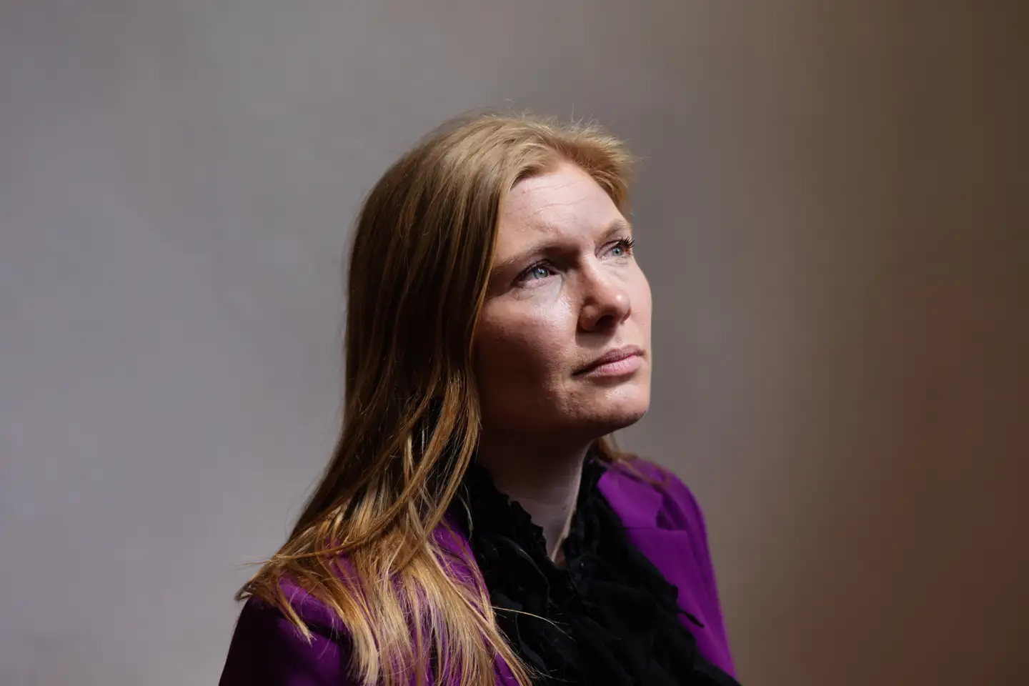 »Vi skal generelt gentænke den hjælp, vi giver til netop de her familier, så den bliver til målrettede ydelsesløft. Det kunne være, at kontingentet til idrætsklubben bliver betalt,« skriver Rosa Eriksen (M).