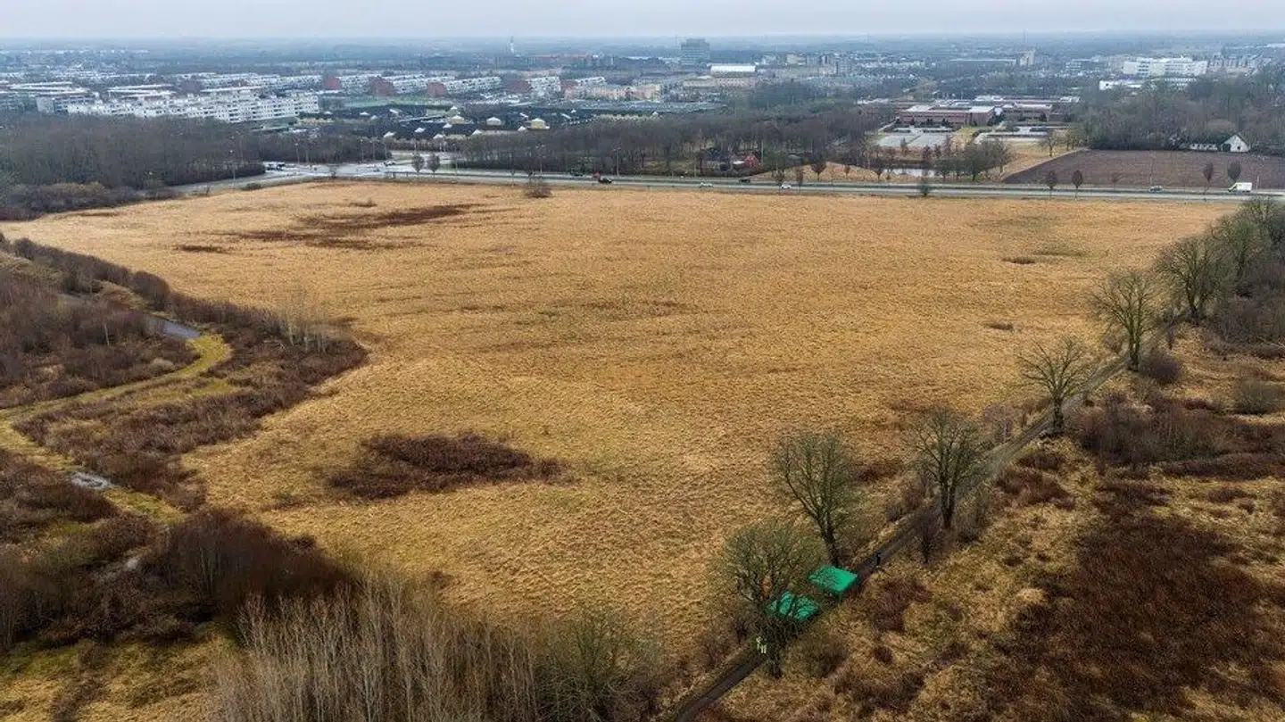 Det er på denne grund i Høje Taastrup, at de danske landshold skal bo i fremtiden.