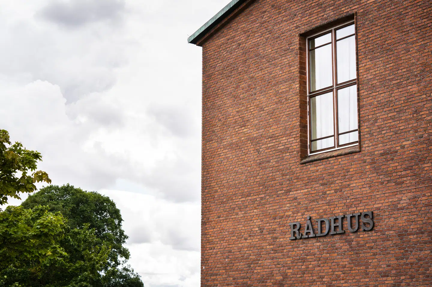 -Det strider mod befolkningens retsfølelse, når fyrede topchefer skal have så meget med sig, siger forskningsansvarlig ved Professionshøjskolen UCN til TV 2 om kommunernes millionudgifter til fratrædelse. (Arkivfoto).