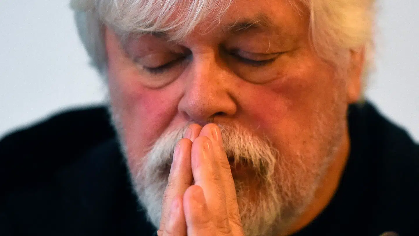Paul Watson bliver løsladt fra fængslet i Nuuk og kan rejse hjem til sin familie i Frankrig inden længe.