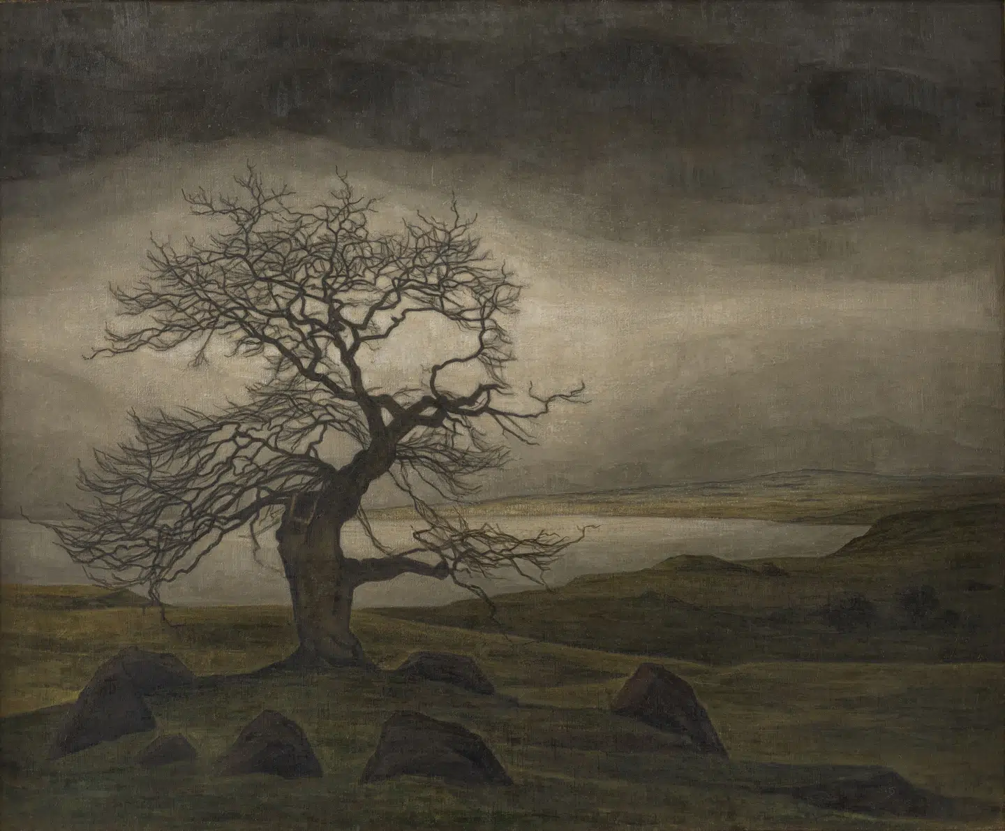 Et udtryksfuldt, ensomt træ, der kunne være covermotivet til en »prog rock«-plade fra 1970erne. Svend Hammershøi hørte Wagner og læste Grundtvig, men var efter alt at dømme en meget stilfærdig mand.