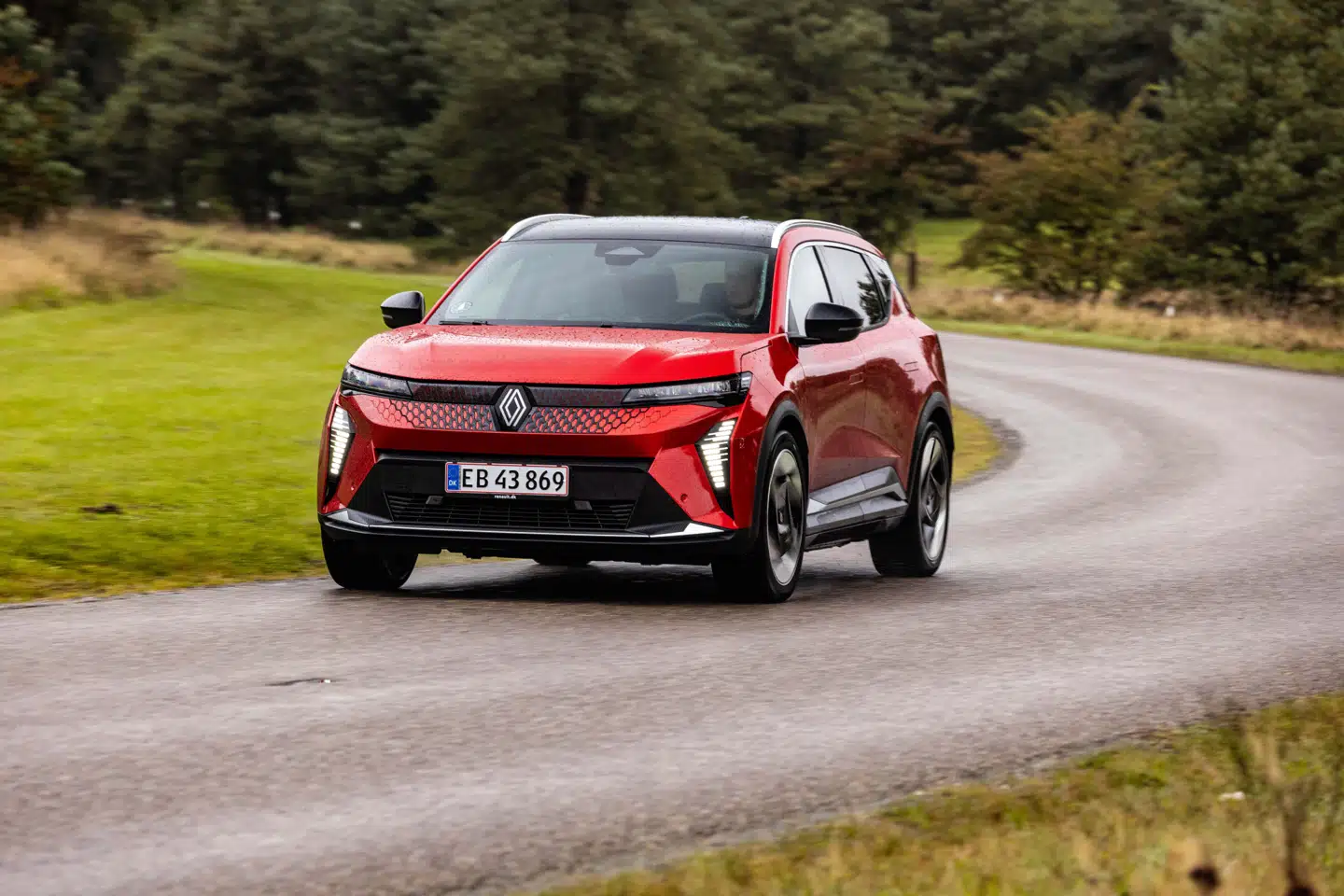 Renault Scenic er en af de elbiler, der faldt i pris i 2024.