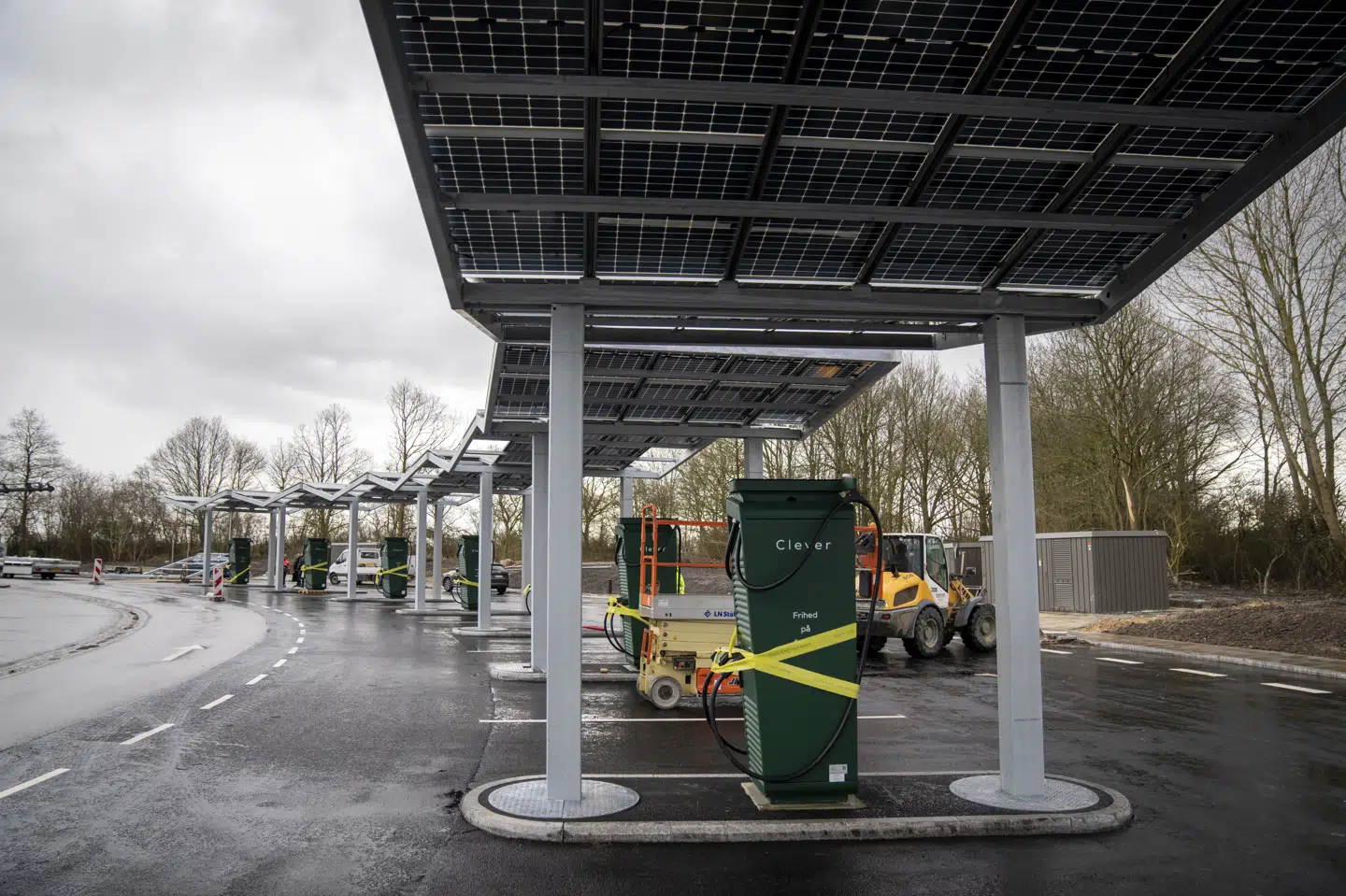 Ladeoperatøren Clever forventer, at der vil være dobbelt så mange elbiler, som lægger vejen forbi en lynladestation i juledagene sammenlignet med resten af året. (Arkivfoto).