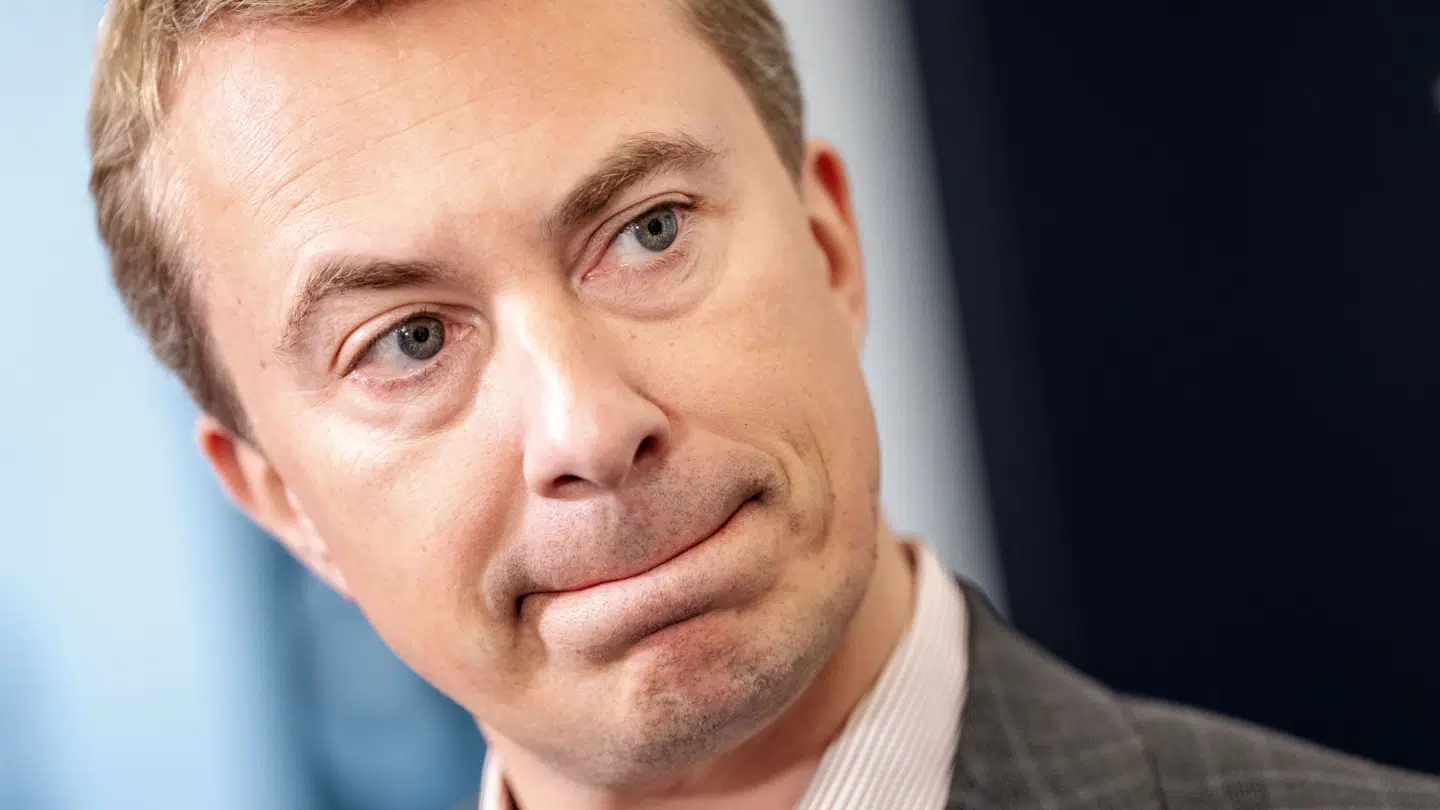 Morten Messerschmidt (DF) ankommer til sættemøde om finansloven for 2025, i Finansministeriet fredag den 11. oktober 2024.