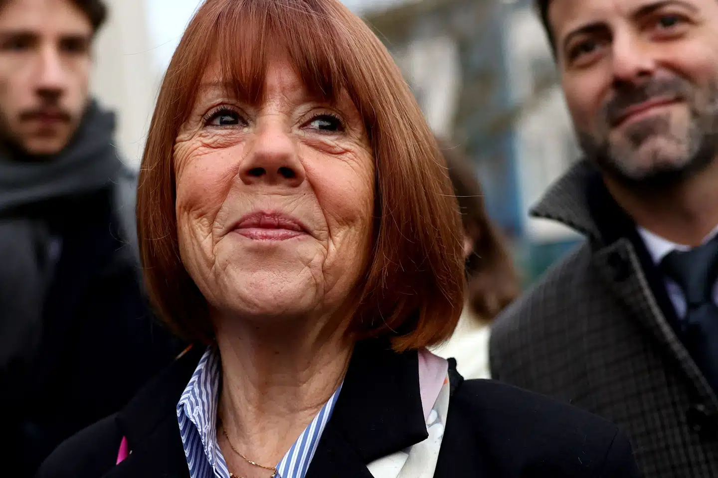 Gisèle Pelicot ved sin ankomst i Avignon torsdag. Hendes eksmand er blevet idømt 20 års fængsel for at have arrangeret voldtægter af hende.