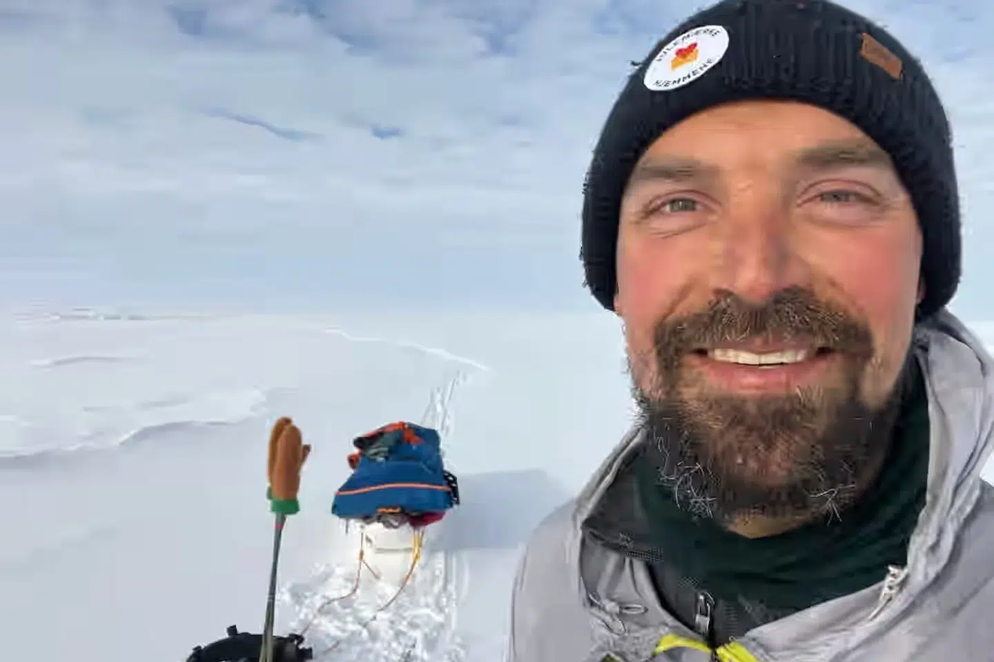 Rasmus Kragh er cirka halvvejs på den 1100 kilometer lange gåtur fra kysten af Antarktis til endemålet - den geografiske sydpol.