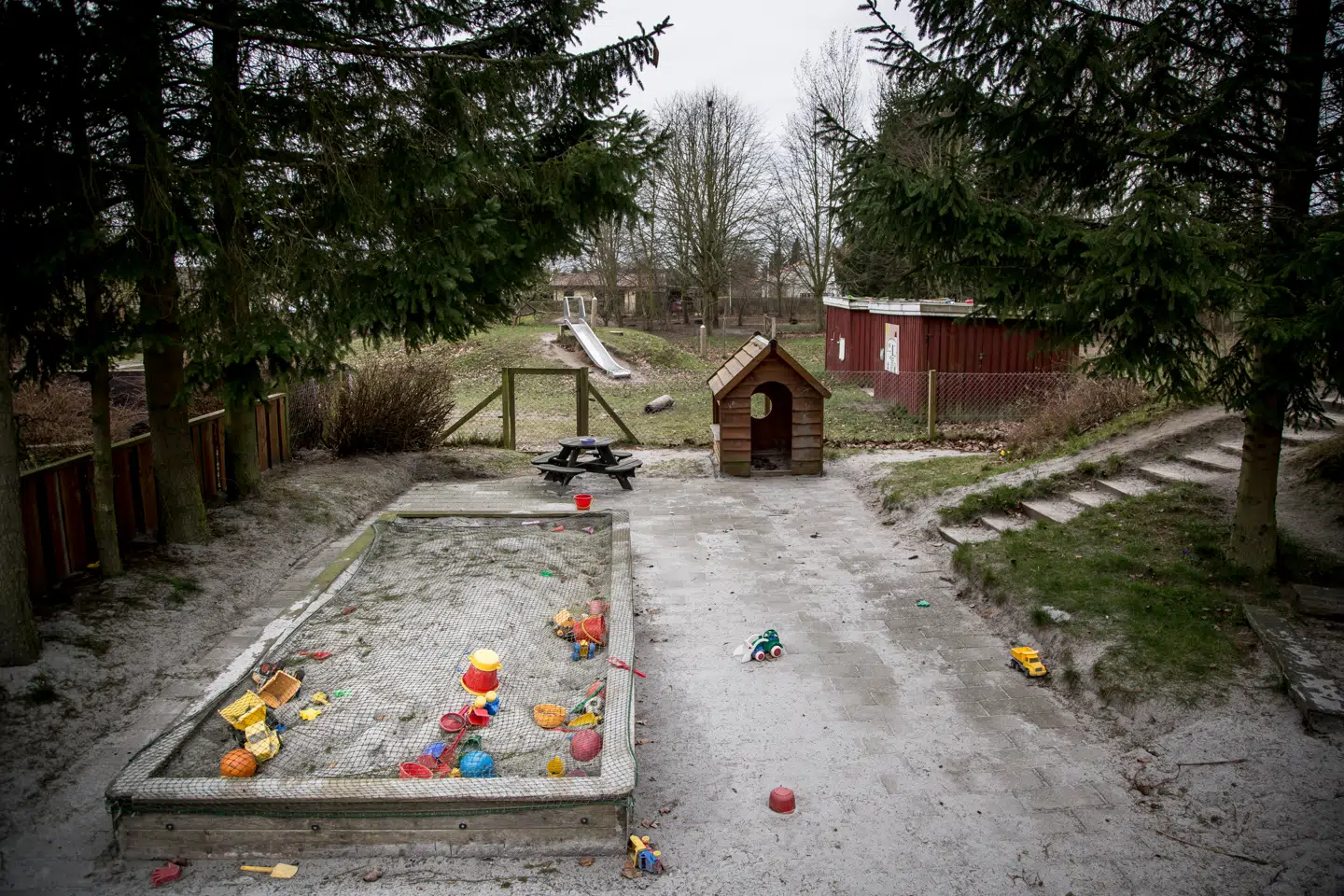 »Én mulighed kunne være en gradvis overgang til pension, der tillader bedsteforældre at gå på deltid i de år, hvor de mest vil kunne støtte familien,« skriver Frederik Smedegaard Dannevang.