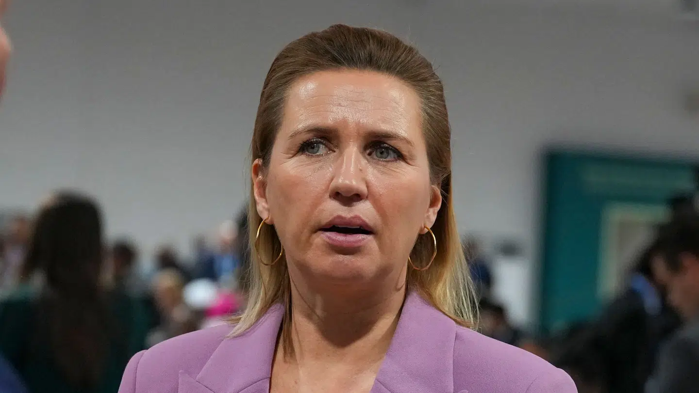 Mette Frederiksen prepper også.