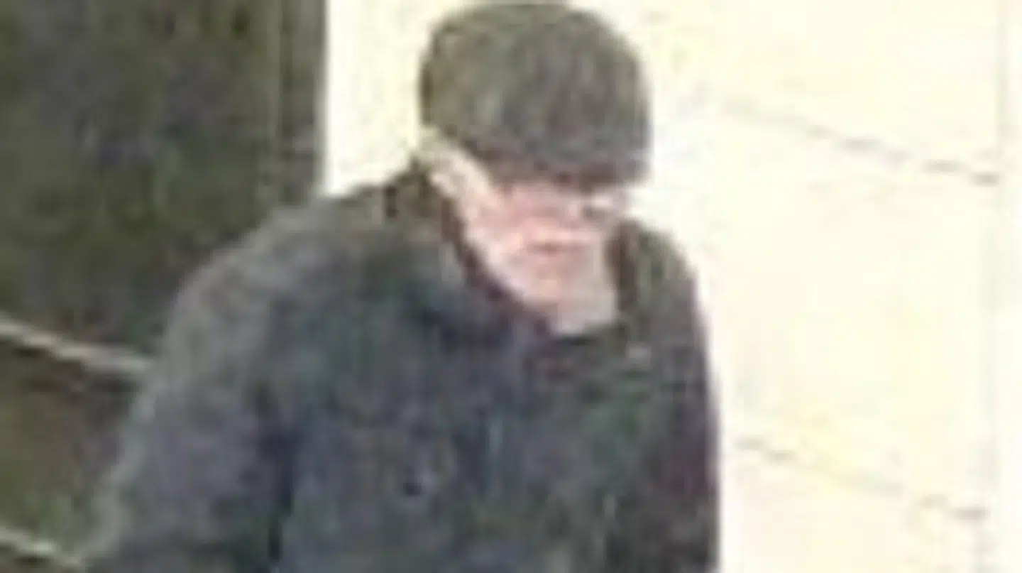 Her ses et billede af den savnede mand.