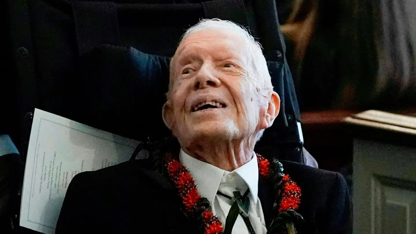 Jimmy Carter ved sin hustrus begravelse sidste år.