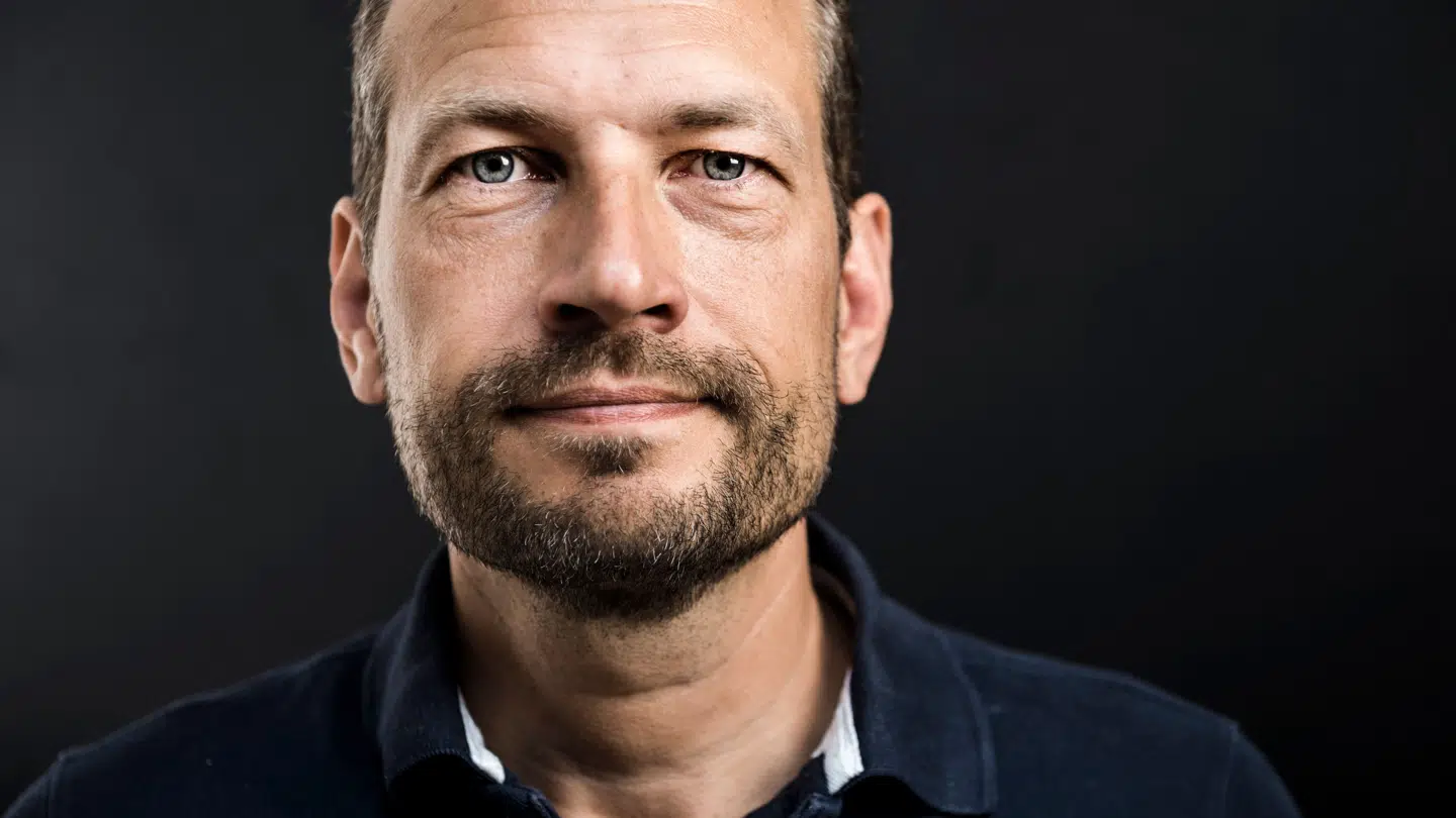 Iværksætteren Martin Thorborg er bekymret for russerne og er begyndt at rygdække sin chefgruppe med Starlinks, så de stadig har internetforbindelse, når 'russerne kapper kablerne'.