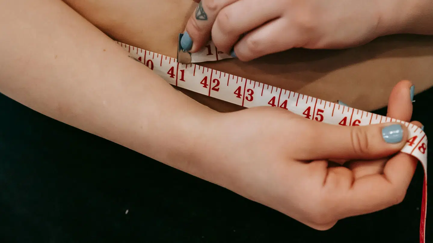 Ifølge en YouGov-undersøgelse fra januar 2024 er det hele seks ud af ti danskere, der ønsker at tabe sig.