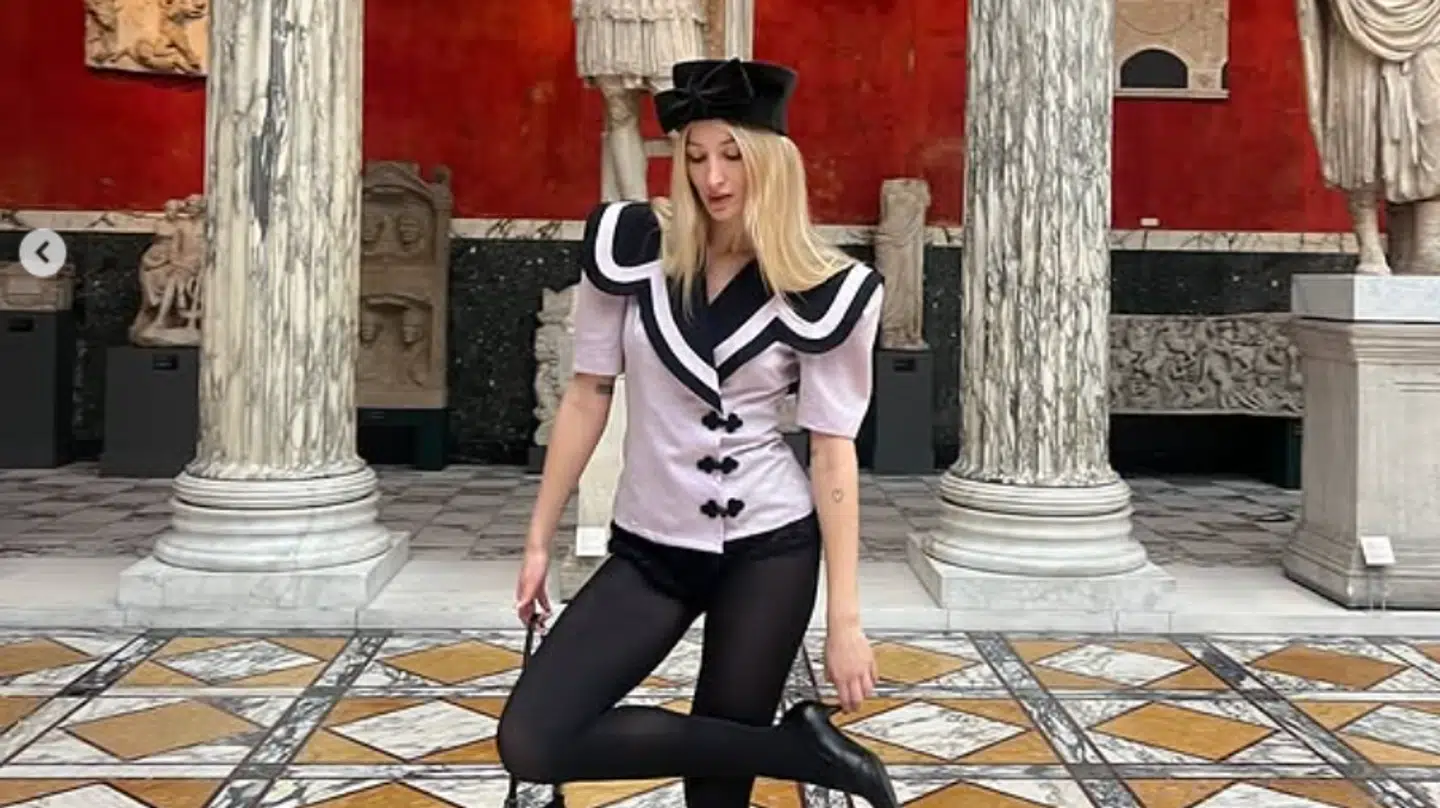 Influencer Astrid Andersen følte sig dårligt behandlet, da hun mandag besøgte museet Glyptoteket i København.