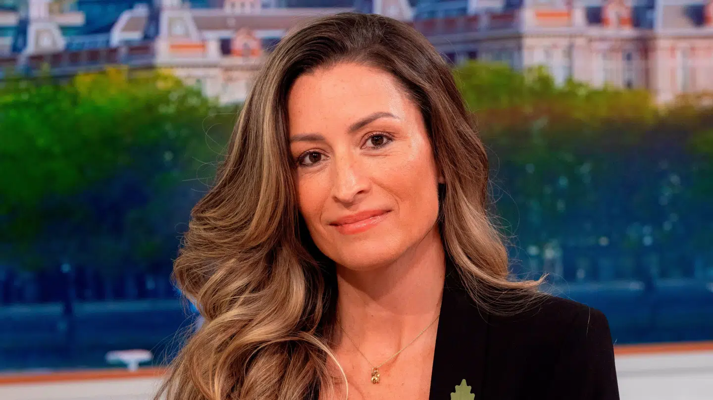 Rebecca Loos sætter nu flere ord på sin påståede affære med David Beckham.