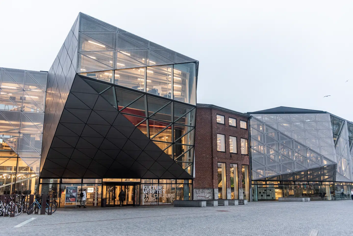 »I dag har vi allerede glimrende eksempler på nordiske kulturinitiativer, men vi kan gøre endnu mere for at skabe indsigt og forbindelse mellem de nordiske lande,« skriver Søs Krogh Vikkelsøe. På billedet ses Kulturværftet i Helsingør. Foto: Celina Dahl