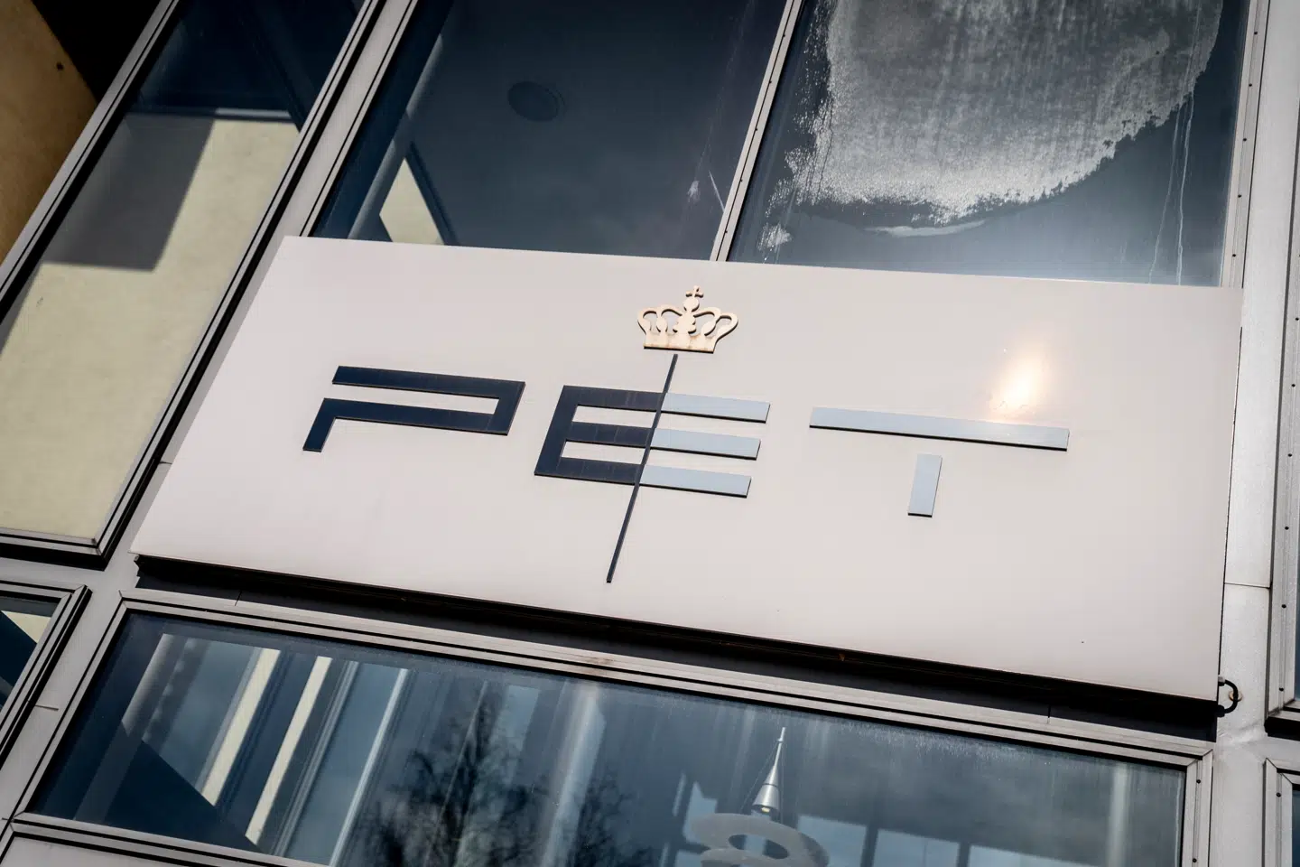 Fredag aften og nat blev droner set over Køge Marina. PET er opmærksom på anmeldelser om droneaktivitet.